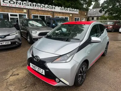 Used Toyota Aygo x-press 69 HP (50 kW) 2017 Silver Hatchback