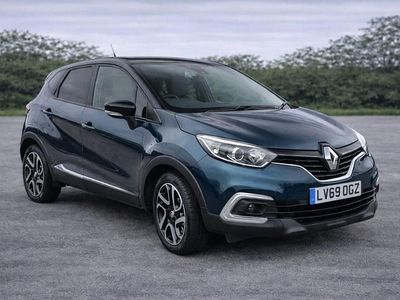 Second-hand Renault Captur Iconic 130 CP (95 kW) 2019 Albastru SUV