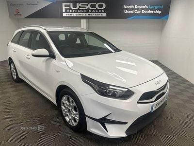 White Used 2022 Kia Ceed Hatchback | £11,990 (Good price)