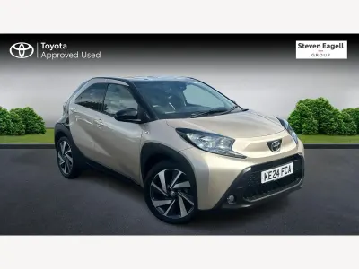 Used Toyota Aygo X 72 HP (52 kW) 2024 Beige SUV