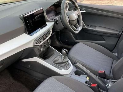 New Seat Arona SE Technology 95 HP (69 kW) 2025 Fiord blue SUV