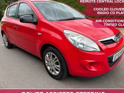 Used Hyundai i20 Classic 78 HP (57 kW) 2010 Red Hatchback
