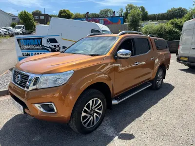 Used Nissan Navara Tekna 2017 Yellow Pickup