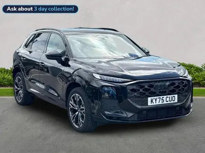 Używany Audi Q3 Business 265 KM (194 kW) 2025 Czarny SUV