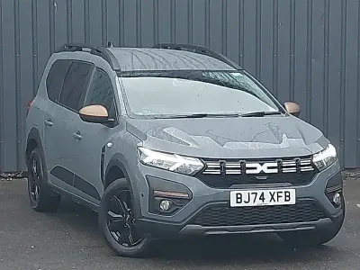 Used Dacia Jogger Extreme 140 HP (102 kW) 2024 Grey MPV
