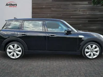 Usado Mini Cooper Clubman Exclusive 189 CV (139 kW) 2019 Negro Familiar