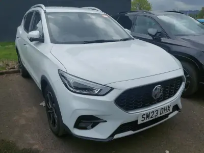 Usado MG ZS Exclusive 106 CV (77 kW) 2023 Blanco SUV
