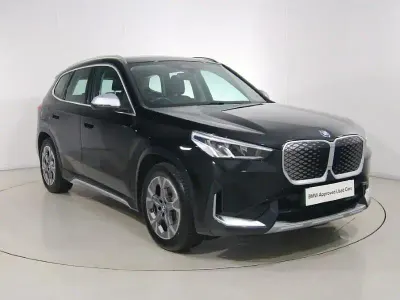 Begagnad BMW iX1 xLine 227 kW (309 HK) 2024 Svart SUV