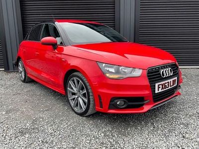 Używany Audi A1 S-Line 2013 Czerwony Hatchback