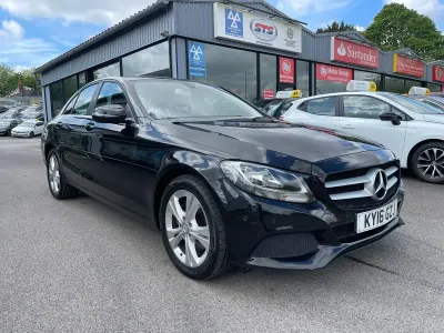 Używany Mercedes C220 Executive 2016 Czarny Sedan/Limuzyna