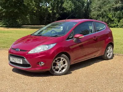 Used Ford Fiesta Zetec 2012 Red Hatchback