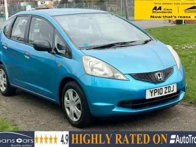 Begagnad Honda Jazz S 90 HK (66 kW) 2010 Blå Halvkombi