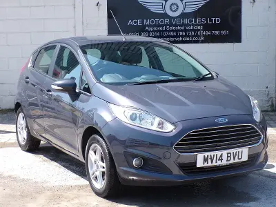 Used Ford Fiesta Zetec 82 HP (60 kW) 2014 Grey Hatchback