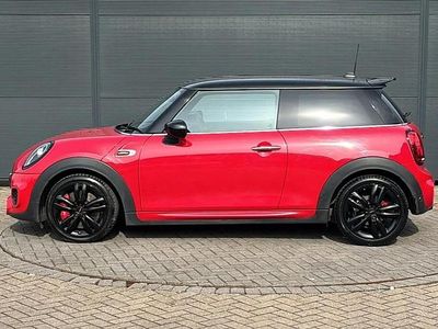 Used Mini John Cooper Works 228 HP (167 kW) 2020 Red Hatchback
