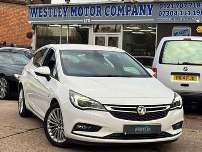 Used Vauxhall Astra Elite 2016 White Hatchback