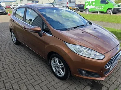 Used Ford Fiesta Zetec 2014 Brown Hatchback