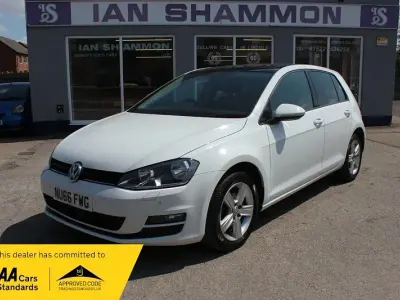 Used VW Golf VII Edition 125 HP (91 kW) 2016 White Hatchback