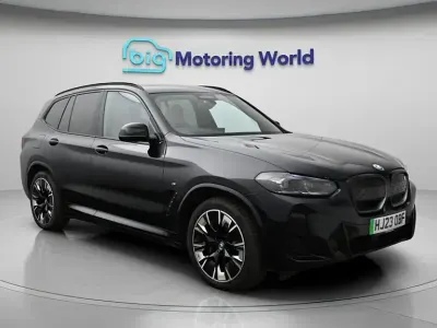 Begagnad BMW iX3 M Sport 210 kW (286 HK) 2023 SUV