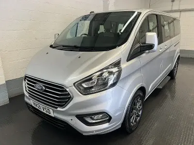 Usado Ford Tourneo Custom Titanium X 2021 Prateado Van