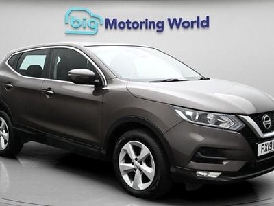 Used Nissan Qashqai Acenta Premium 116 HP (85 kW) 2019 Bronze SUV