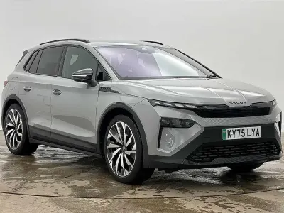 Begagnad Skoda Elroq SportLine 206 kW (281 HK) 2025 Grå SUV