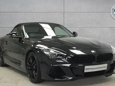 Begagnad BMW Z4 Comfort Edition 340 HK (250 kW) 2021 Svart Cab