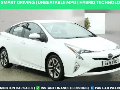 Begagnad Toyota Prius Business Edition 122 HK (89 kW) 2019 Halvkombi