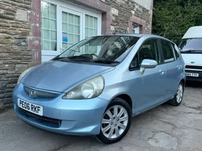 Used Honda Jazz SE 83 HP (61 kW) 2006 Blue Hatchback