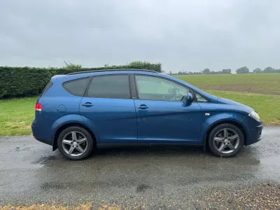 Used Seat Altea XL I-Tech 2014 Blue MPV