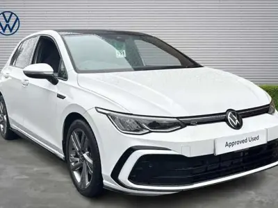 Used VW Golf VIII R-line 150 HP (110 kW) 2024 White Hatchback