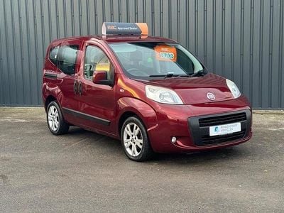 Used Fiat Qubo Trekking 80 HP (58 kW) 2016 Red MPV