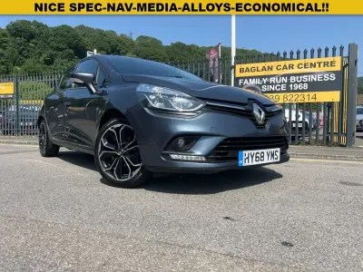 Used Renault Clio Iconic 90 HP (66 kW) 2018 Grey Hatchback