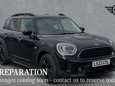 Usado Mini Cooper Countryman Classic 134 CV (98 kW) 2023 Negro SUV