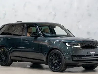 Used Land Rover Range Rover HSE 300 HP (220 kW) 2026 SUV