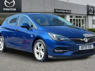 Used Vauxhall Astra SRi 145 HP (106 kW) 2021 Blue Hatchback