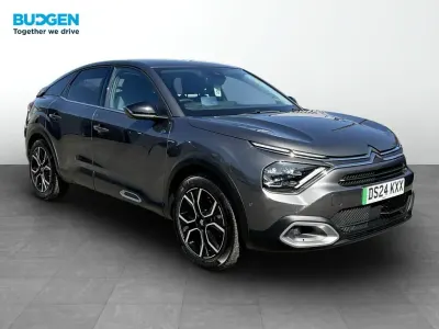 Begagnad Citroën e-C4 100 kW (136 HK) 2024 Grå Halvkombi