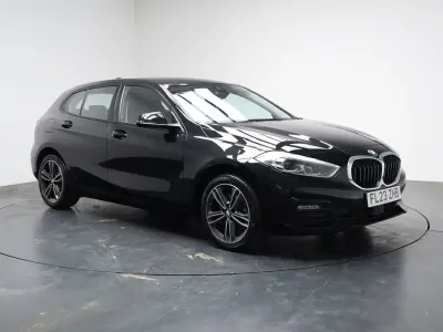 Used BMW 118 Sport Line 136 HP (100 kW) 2023 Black Hatchback