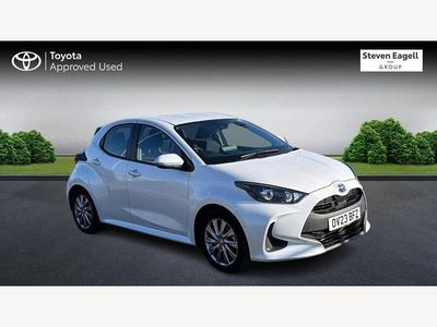 Used Toyota Yaris Hybrid 2023 White Hatchback