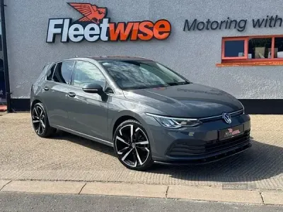 Used VW Golf VIII Life 150 HP (110 kW) 2024 Grey Hatchback