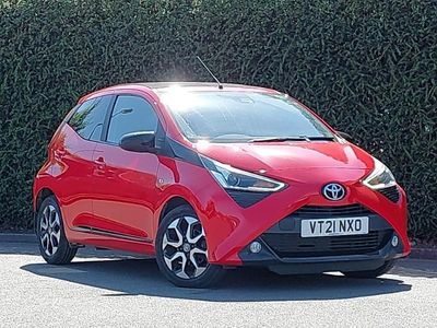 Begagnad Toyota Aygo Trend 72 HK (52 kW) 2021 Röd Halvkombi