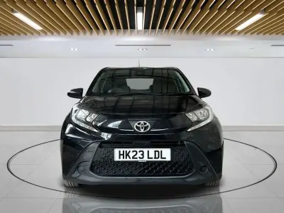 Used Toyota Aygo X PURE 72 HP (52 kW) 2023 Black SUV