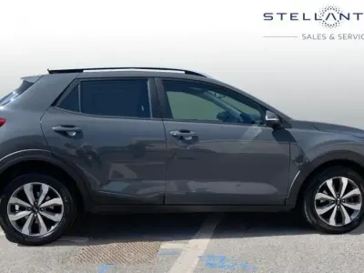 Used Kia Stonic 99 HP (72 kW) 2021 Grey SUV