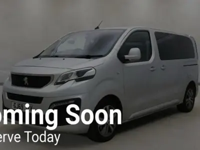 Used Peugeot Traveller Allure 150 HP (110 kW) 2019 Silver MPV