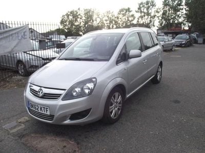Silver Used 2012 Vauxhall Zafira Design Edition MPV | £4,495 (Fair price)