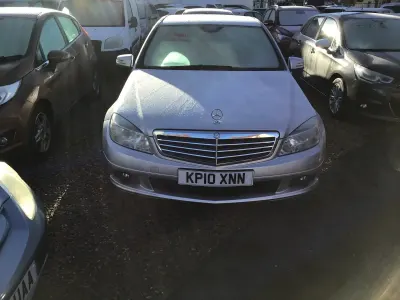 Käytetty Mercedes C180 SE 2010 Hopea Sedan