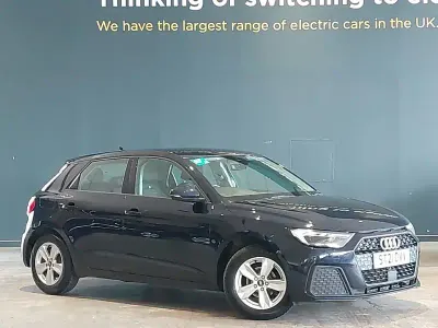 Used Audi A1 Design 95 HP (69 kW) 2021 Blue SUV