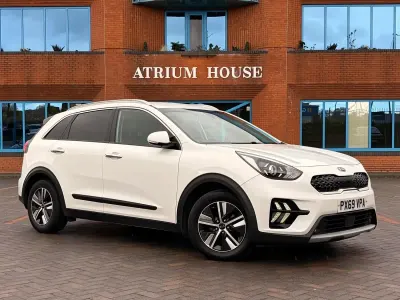 Used Kia Niro 141 HP (103 kW) 2019 White SUV