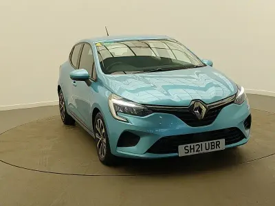Used Renault Clio Iconic 90 HP (66 kW) 2021 Blue Hatchback