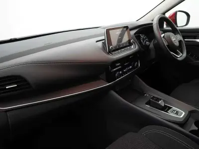 Used Nissan Qashqai Acenta Premium 190 HP (139 kW) 2024 Red SUV