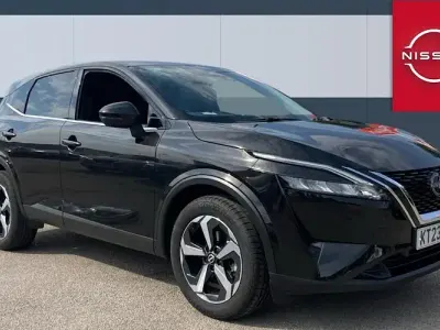 Used Nissan Qashqai N-Connecta 140 HP (102 kW) 2023 Black SUV